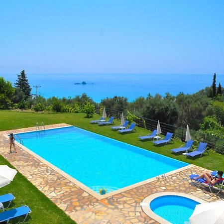 Large Apartment By The Pool - Pelekas Beach, Corfu Exteriör bild